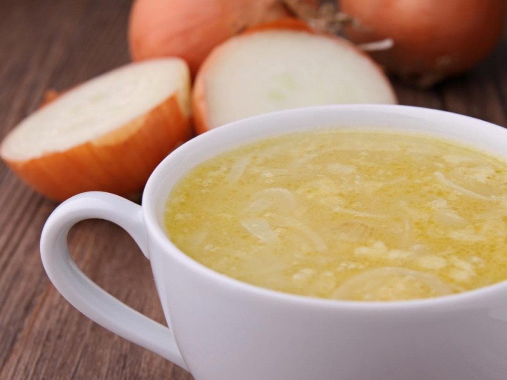 Луковый суп и отвар при подагре